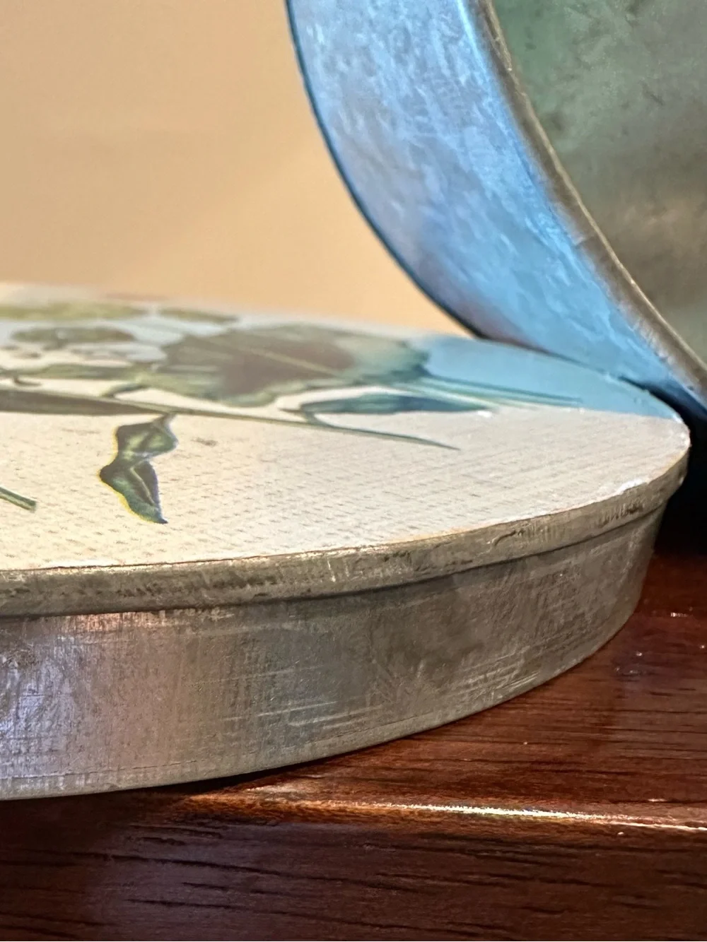 Metal container with lid • Birds, butterflies and wildflowers • vintage